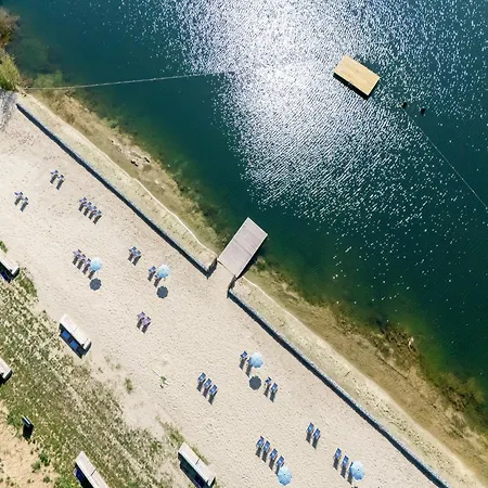 Semesterbostad Forest Escape *