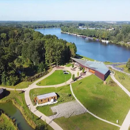 Semesterbostad Forest Escape *