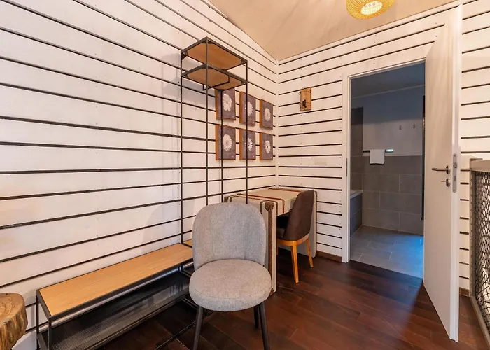 Forest Escape Dom wakacyjny *