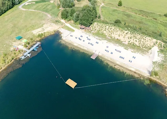 Forest Escape Dom wakacyjny